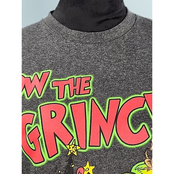 Dr Seuss How The Grinch Stole Christmas T-shirt Large Front Graphic Holiday - Picture 3 of 8